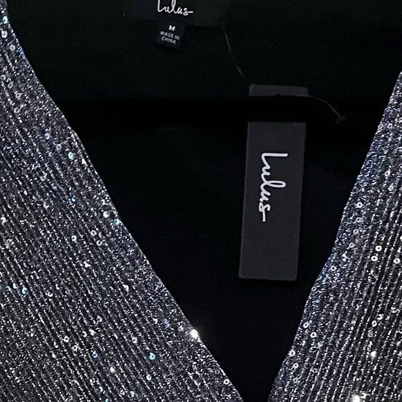 Lulus Silver and Black Sparkle Lined Top Sz M - Picture 7 of 16